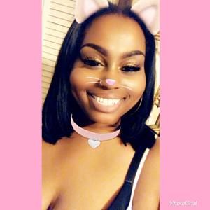 Meet your Posher, Katina